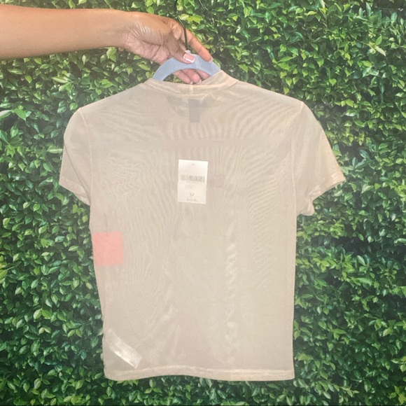 Crop top - Picture 5 of 6